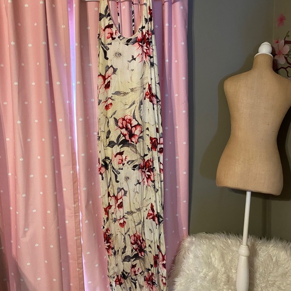 💖AAKAA sexy Maxi Dress💖 - Picture 6 of 7